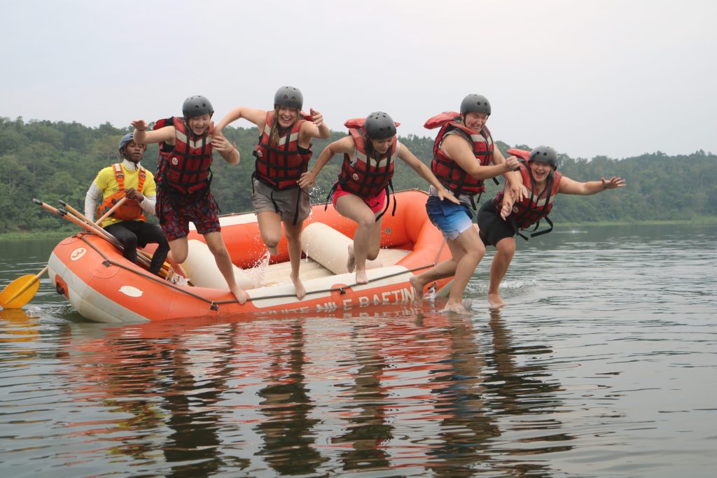 Where Is The Safest Place To Sit White Water Rafting?